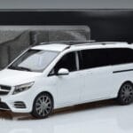 Mercedes V-Class W447 V260L Bianco Mercedes 1:18 QALCN89911149 Pressofusione - image 8 of 8