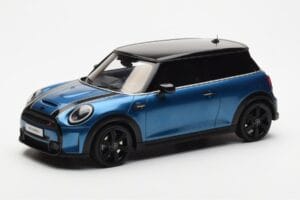 Mini Cooper S F56 Island Blu Otto 1:18 OT982
