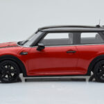 Mini Cooper S JCW F56 Rosso Otto 1:18 - image 3 of 6