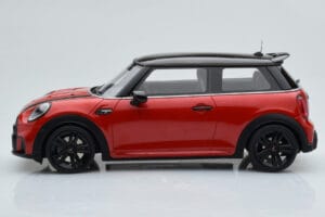 Mini Cooper S JCW F56 Rosso Otto 1:18 OT984 Resina — immagine 3 di 6