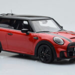 Mini Cooper S JCW F56 Rosso Otto 1:18 - image 4 of 6