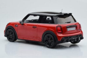 Mini Cooper S JCW F56 Rosso Otto 1:18 OT984 Resina — immagine 5 di 6