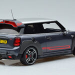Mini John Cooper Works GP F56 Grigio Otto 1:18 - image 2 of 6