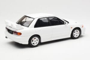Mitsubishi Lancer Evo III Scotia Bianco Otto 1:18 OT1065 Resina — immagine 2 di 6