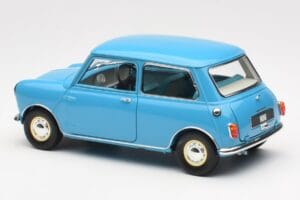 Morris Mini Minor Blu Kyosho 1:18 08964BL Pressofusione — immagine 7 di 8