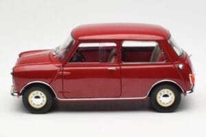 Morris Mini Minor Rosso Kyosho 1:18 08964R Pressofusione — immagine 4 di 8