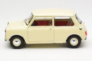 Morris Mini Minor Bianco Kyosho 1:18 08964W Pressofusione — immagine 4 di 8