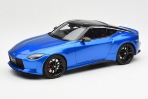Nissan Fairlady Z Z35 Bayside Blu GT Spirit 1:18 GT387