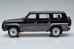 Nissan Patrol GR Y60 Grigio Otto 1:18 OT993 Resina — immagine 3 di 6