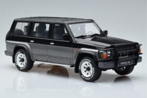 Nissan Patrol GR Y60 Grigio Otto 1:18 OT993 Resina — immagine 4 di 6