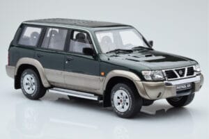 Nissan Patrol GR Y61 Verde Otto 1:18 OT433 Resina — immagine 3 di 5