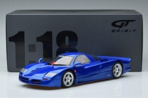 Nissan R390 GT1 Road Car GT Spirit 1:18 GT403 Resina — immagine 6 di 6