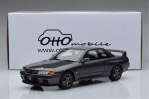 Nissan Skyline GT-R BNR32 Nismo Grigio Otto 1:18 OT411 Resina — immagine 6 di 6