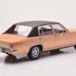 Opel Diplomat B Beige Metallizzato MCG 1:18 - image 2 of 6