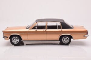 Opel Diplomat B Beige Metallizzato MCG 1:18 MCG18335 Pressofusione — immagine 3 di 6