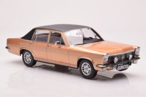 Opel Diplomat B Beige Metallizzato MCG 1:18 MCG18335 Pressofusione — immagine 4 di 6