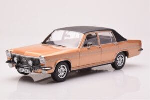Opel Diplomat B Beige Metallizzato MCG 1:18 MCG18335