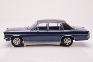 Opel Diplomat B Blu Scuro Metallizzato MCG 1:18 MCG18336 Pressofusione — immagine 3 di 6
