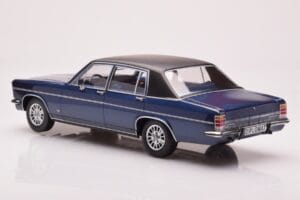 Opel Diplomat B Blu Scuro Metallizzato MCG 1:18 MCG18336 Pressofusione — immagine 5 di 6