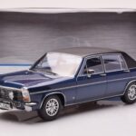 Opel Diplomat B Blu Scuro Metallizzato MCG 1:18 - image 6 of 6