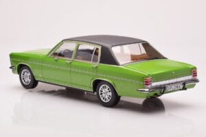 Opel Diplomat B Verde Metallizzato MCG 1:18 MCG18337 Pressofusione — immagine 5 di 6