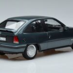Opel Kadett E GSi Blu Metallizzato Norev 1:18 183614 Pressofusione - image 2 of 6