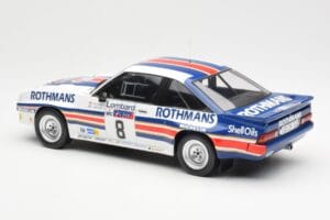 Opel Manta 400 Rothmans #8 J. McRae / I. Grindrod Lombard RAC Rally 1983 IXO 1:18 18RMC038A Pressofusione — immagine 5 di 6