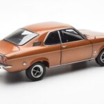 Opel Manta A Bronzo Metallizzato Norev 1:18 - image 3 of 8