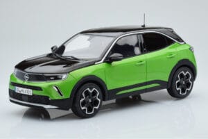 Opel Mokka-e GS Line Matcha Verde Otto 1:18 OT435