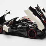 Pagani Zonda Cinque Roadster Bianco Benny Almost Real 1:18 - image 5 of 8
