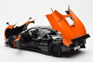 Pagani Zonda F Arancio St Tropez Almost Real 1:18 850409001 Pressofusione — immagine 5 di 8