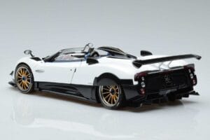 Pagani Zonda HP Barchetta Carbon Fiber Bianco LCD 1:18 LCD18009-WH Pressofusione — immagine 8 di 9