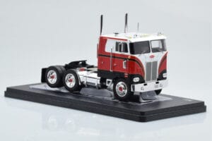 Peterbilt 352 Pacemaker Rosso Bianco IXO 1:43 TR097 Pressofusione — immagine 3 di 4