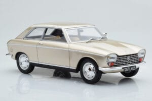 Peugeot 204 Coupe Beige Otto 1:18 OT1024 Resina — immagine 4 di 6
