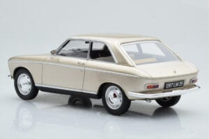 Peugeot 204 Coupe Beige Otto 1:18 OT1024 Resina — immagine 5 di 6