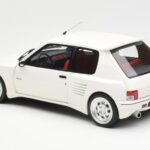 Peugeot 205 Dimma Bianco Otto 1:18 OT681 - image 5 of 6