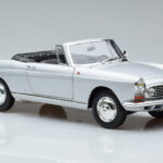 Peugeot 404 Cabriolet Argento Norev 1:18 - image 6 of 8