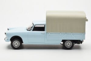 Peugeot 404 Pickup Bache Blu Pastello Otto 1:18 OT1036 Resina — immagine 3 di 6