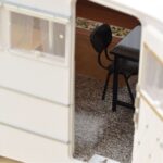 Peugeot 404 Con Roulotte Henon Norev 1:18 184837 Pressofusione - image 6 of 7