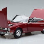 Peugeot 504 Cabriolet Rosso Norev 1:18 - image 2 of 8