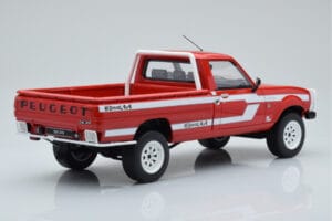 Peugeot 504 Dangel Pickup Rosso Otto 1:18 OT436 Resina — immagine 2 di 6