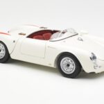 Porsche 550 Spyder Edizione 70 Anni Bianco Schuco 1:18 450033300 - image 6 of 8