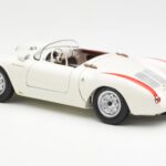 Porsche 550 Spyder Edizione 70 Anni Bianco Schuco 1:18 450033300 - image 7 of 8