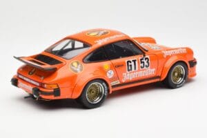 Porsche 911 934 Jagermeister 1977 Schuco 1:18 450033500 Pressofusione — immagine 3 di 8