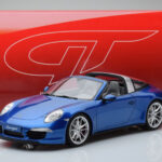 Porsche 911 991 4S Targa Blu GT Spirit 1:18 - image 5 of 5