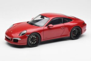 Porsche 911 991 Carrera GTS Carmine Rosso Schuco 1:18 450039000