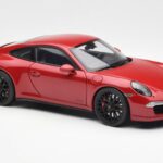 Porsche 911 991 Carrera GTS Carmine Rosso Schuco 1:18 450039000 - image 6 of 8