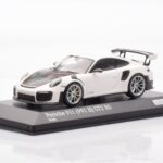 Porsche 911 991.2 GT2 RS Bianco Minichamps 1:43 - image 2 of 4