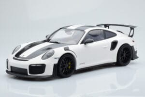 Porsche 911 GT2 RS 991.2 Weissach Package Bianco Cerchi in Magnesio Neri Minichamps 1:18 153068309
