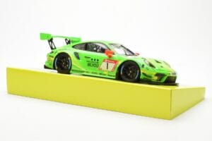 Porsche 911 991.2 GT3 R #1 Manthey Racing 24 Hours Nurburgring 2019 Minichamps 1:18 MG-M-911-19-1801 Pressofusione — immagine 4 di 6